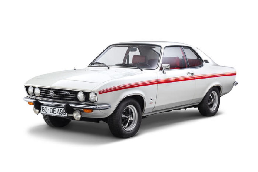 Opel Manta, compie 50 anni e piace ai collezionisti.