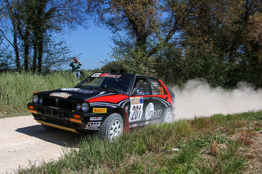 Il 3° Rally Storico del Medio Adriatico alla coppia Lucky-Pons.