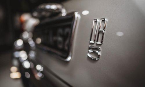 Aston Martin DB5, ‘Goldfinger Continuation’ nel segno di 007.