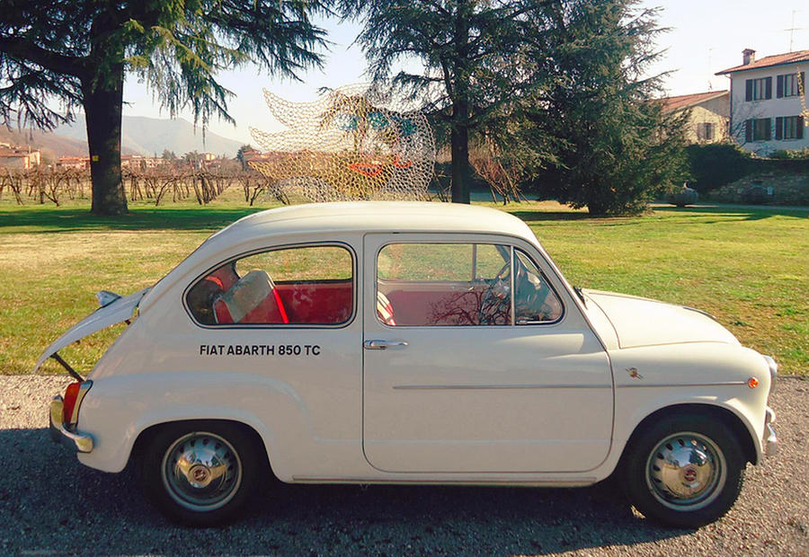 Abarth 850 TC, compie 60 anni la piccola che vinceva le gare.