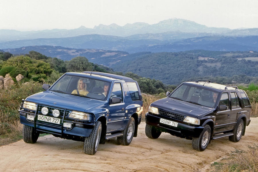 Opel Frontera, fuoristrada del Giro del Mondo in 21 giorni.