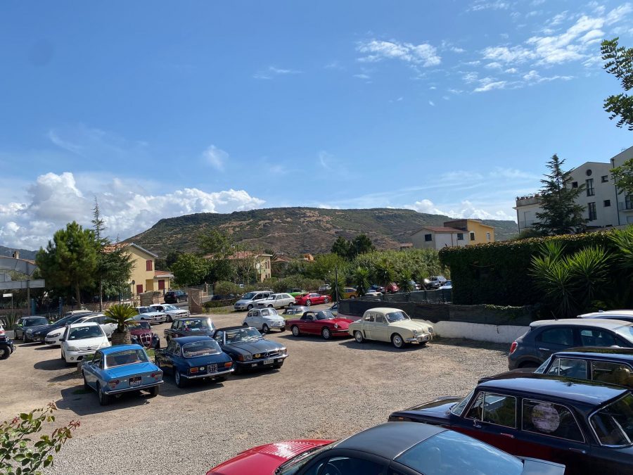 Grande successo di partecipazione per Ruote nella Storia tra Alghero e Bosa.