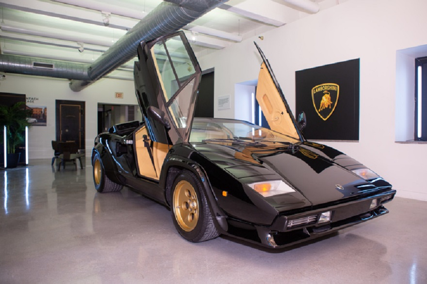 Mostra su Lamborghini Countach sbarca a Miami.