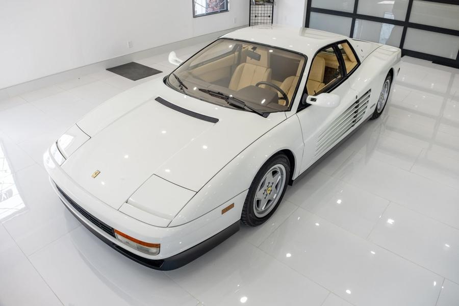 Ferrari Testarossa, all’asta un modello ‘Miami Vice’.