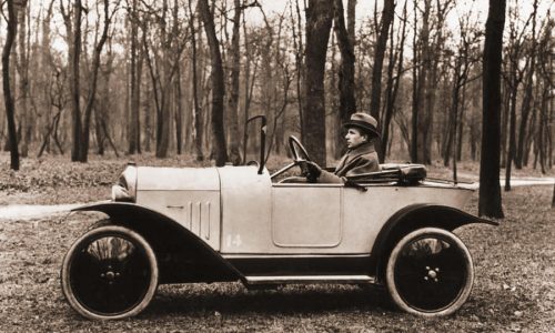 Citroen Type C 5CV, compie 100 anni la city car democratica.