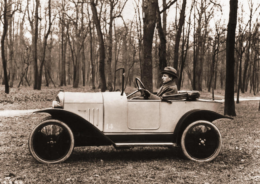 Citroen Type C 5CV, compie 100 anni la city car democratica.
