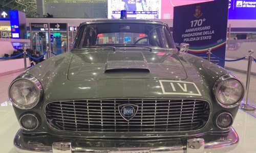 Per 170esimo anniversario le auto e moto d’epoca Polizia in mostra.