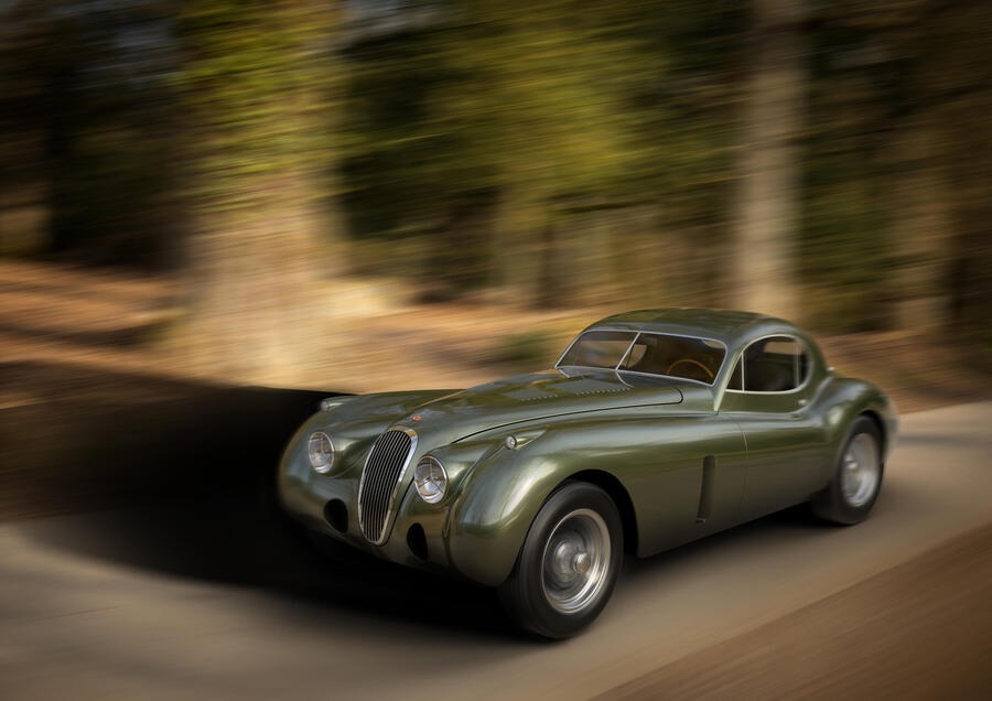 Jaguar: 340 cv e stile aggiornato per la XK del 1950.
