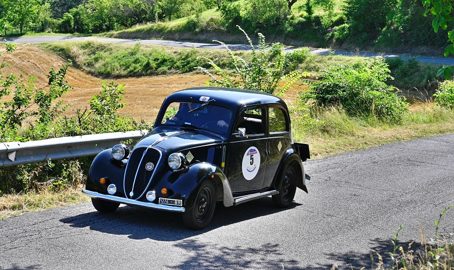 Barcella e Ghidotti su Fiat 508 C del ’38 conquistano la 10^ Targa AC Bologna.