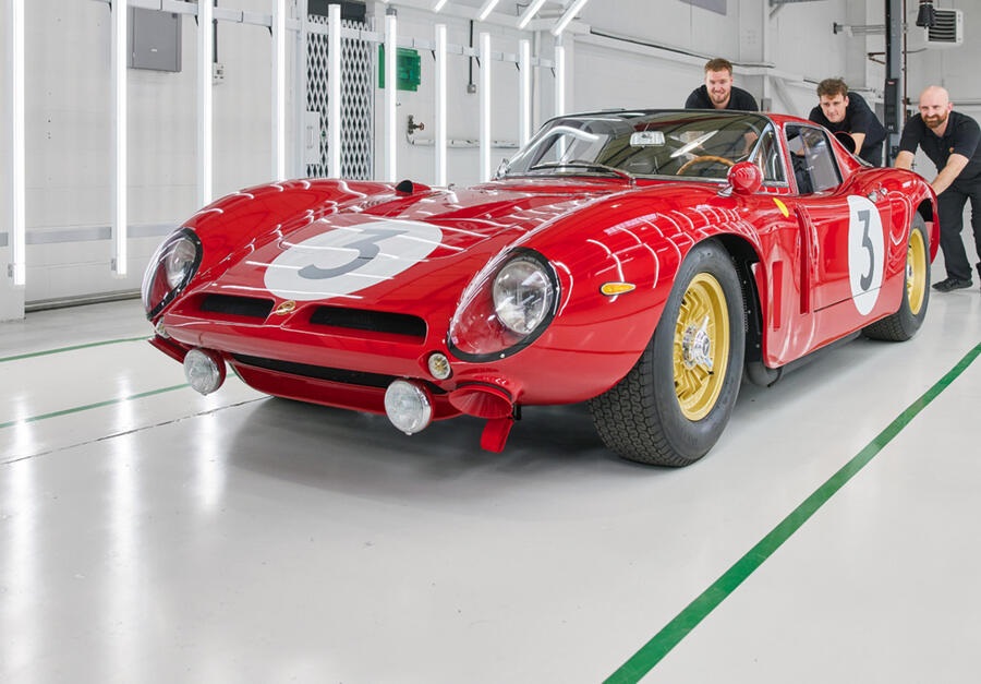 Bizzarrini 5300 GT Corsa consegnata prima Revival made in Gb.