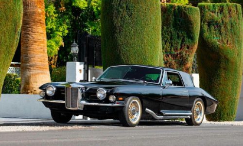 Elvis Presley, all’asta la Stutz Blackhawk del ‘Re del rock’.