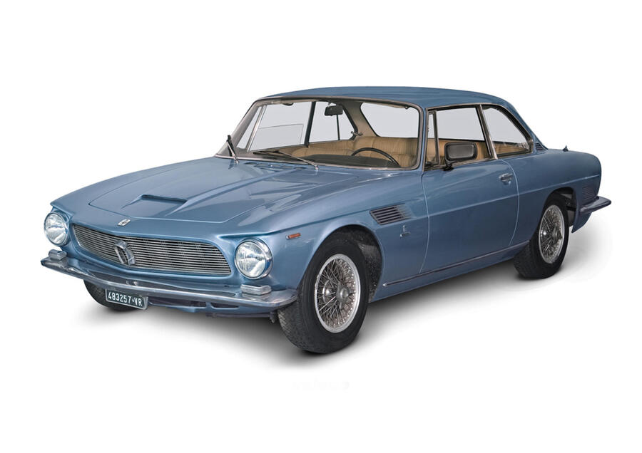 Iso Rivolta GT IR 300, da 40 anni in un fienile in Auvergne.