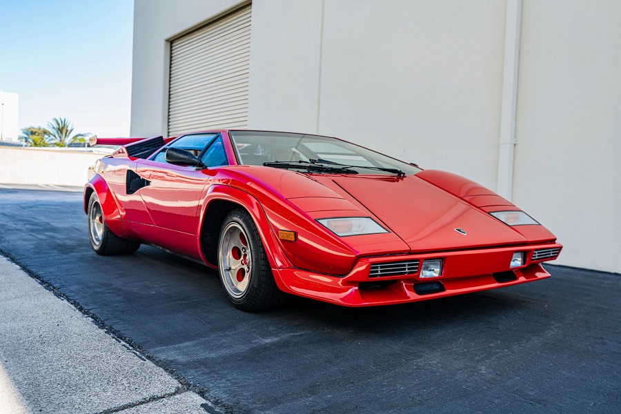 Libro sulla Lamborghini Countach – Serie Supercars.