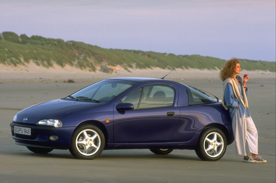 Opel Tigra: tre prototipi per un grande successo.