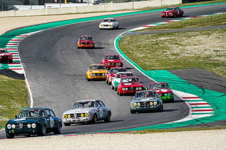 Tornano le vibrazioni da corsa di Canossa Events.