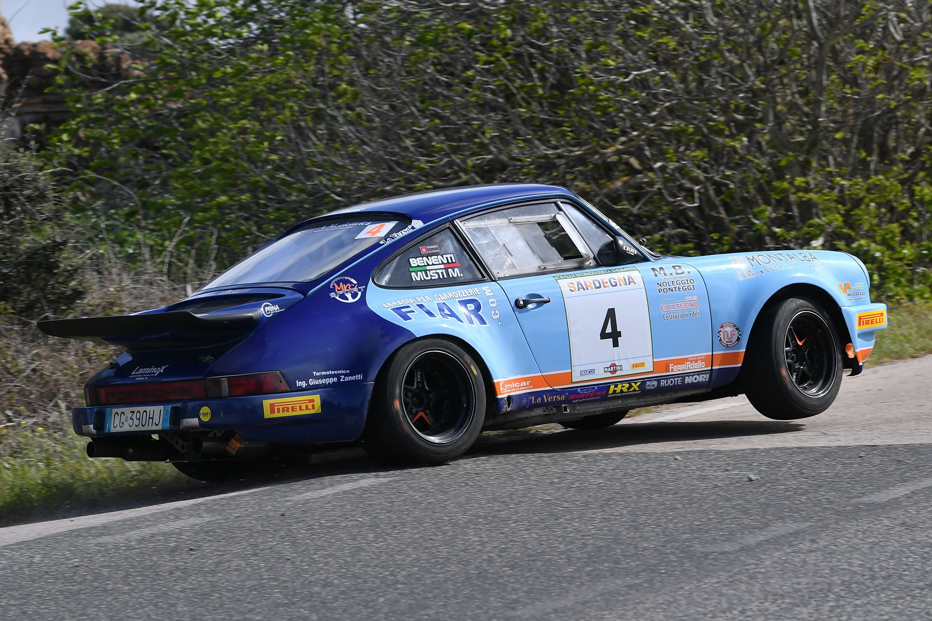 Musti e Benenti si aggiudicano il 6° Rally Storico Costa Smeralda.