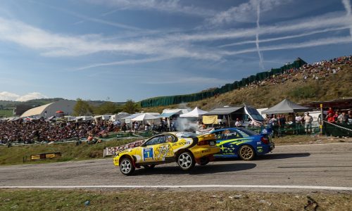 Lo spettacolare Rallylegend inizia a svelarsi.