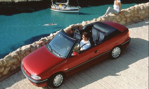 Opel Astra Cabrio: il cielo con un dito.