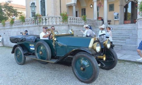 Arona Stresa Arona, la corsa più antica d’Italia alla quarta edizione.
