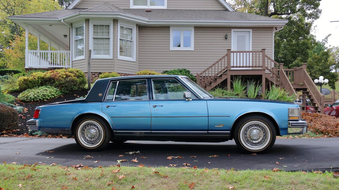 Cadillac Seville di Elvis Presley all’Asta: Un Pezzo di Storia del Rock.