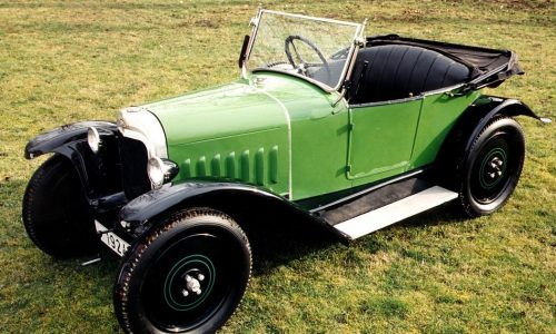 Opel e la Rivoluzione dell’Automobile di Massa: La Storia della “Laubfrosch”