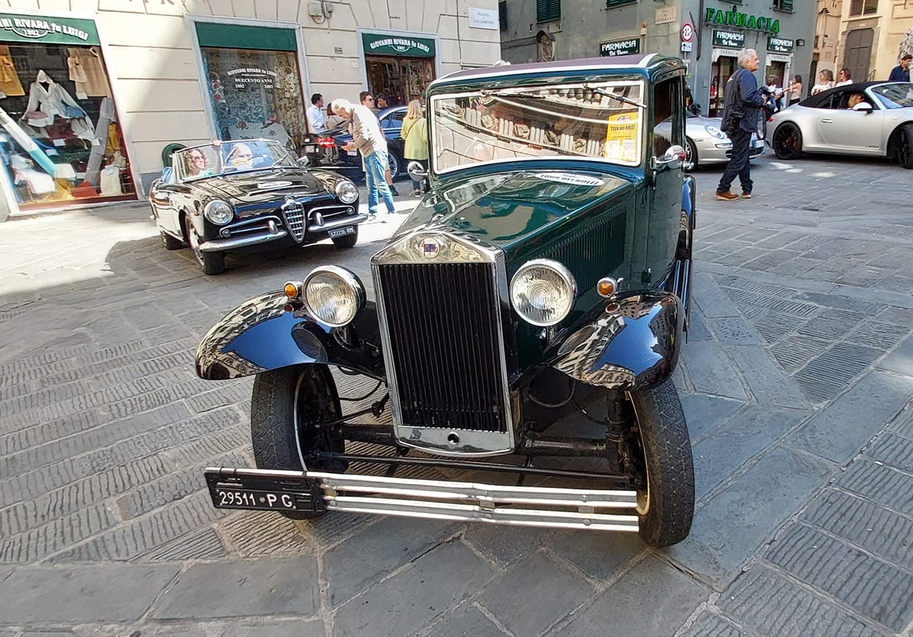Grande festa per i 120 anni di AC Genova con Ruote nella Storia.