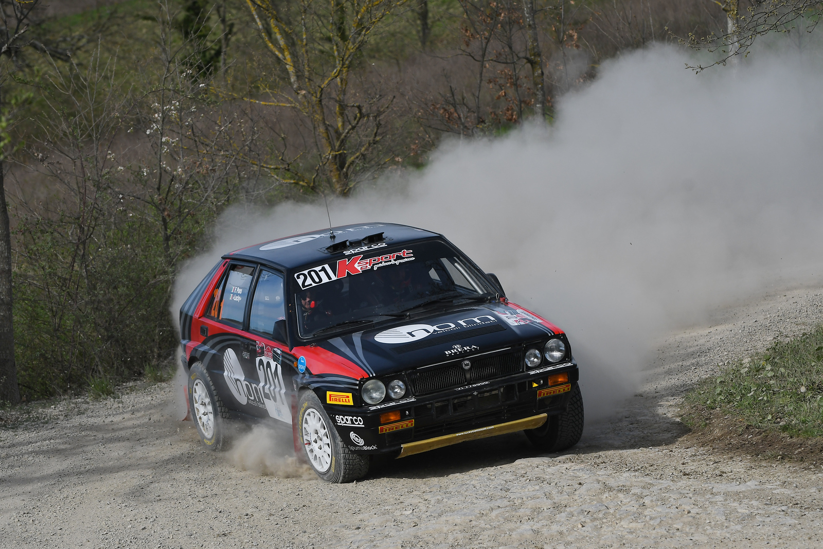 Lucky e la Lancia Delta trionfano al Rally della Val d’Orcia.
