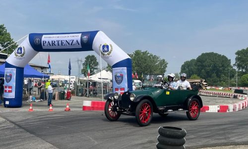 Successo Primaverile al 2° Revival Circuit di Moncalieri: Eleganza e Adrenalina in Pista