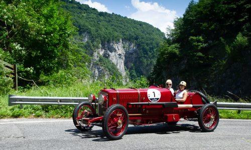La Leggenda di Bassano: Un Trionfo di Eleganza e Storia tra le Dolomiti.