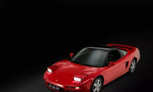 La Leggendaria Honda NSX di Ayrton Senna: Un’Icona dell’Automobilismo in Vendita.
