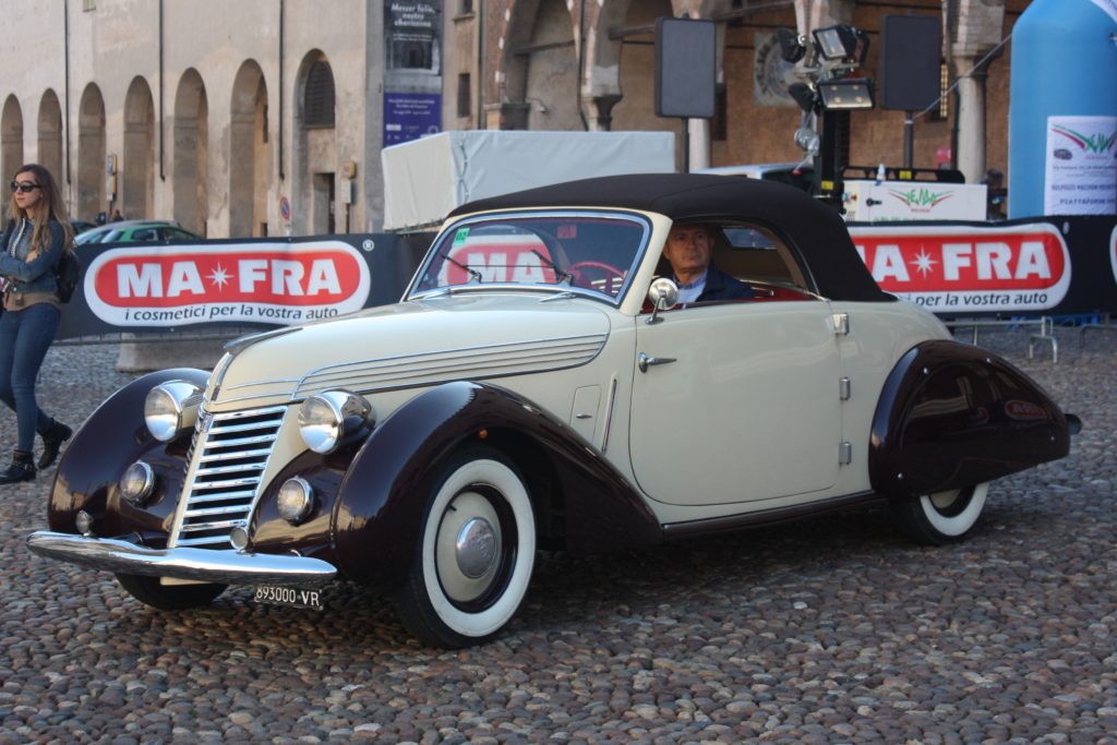 8° Concorso di Eleganza “Città di Mantova”: Celebrazione dell’Automobilismo Storico e dell’Arte del Design.