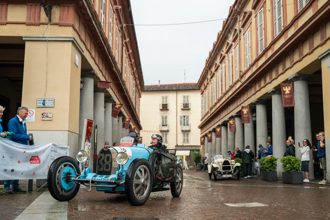 1000 Miglia 2024: Gli Equipaggi Diretti a Genova