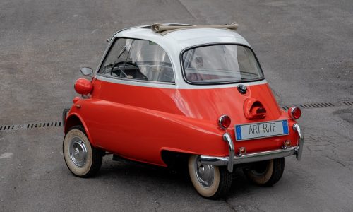 Omaggio a Milano: deie e quattro Ruote all’Asta di Art-Rite.