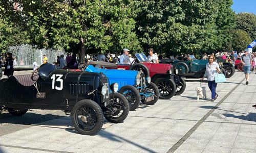 Ruote nella Storia”: il Fascino delle Auto d’Epoca tra le Meraviglie del Lago Maggiore.