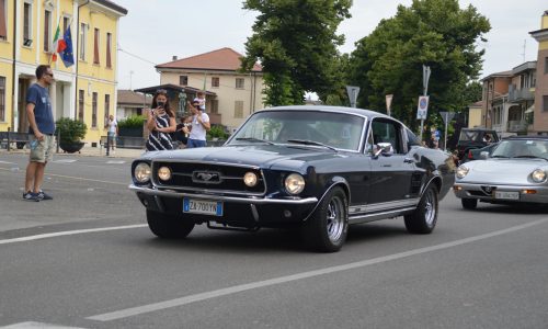Quarta Edizione del Circuito dei Castelli: Un Trionfo di Auto Storiche.
