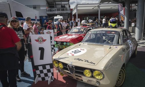 Alfa Revival Cup 2024: Barri e Petrone conquistano Vallelunga con una rimonta epica.