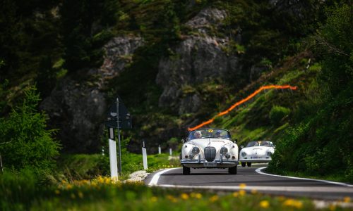 La Stella Alpina 2024: una parata di Auto Storiche attraverso le Dolomiti.