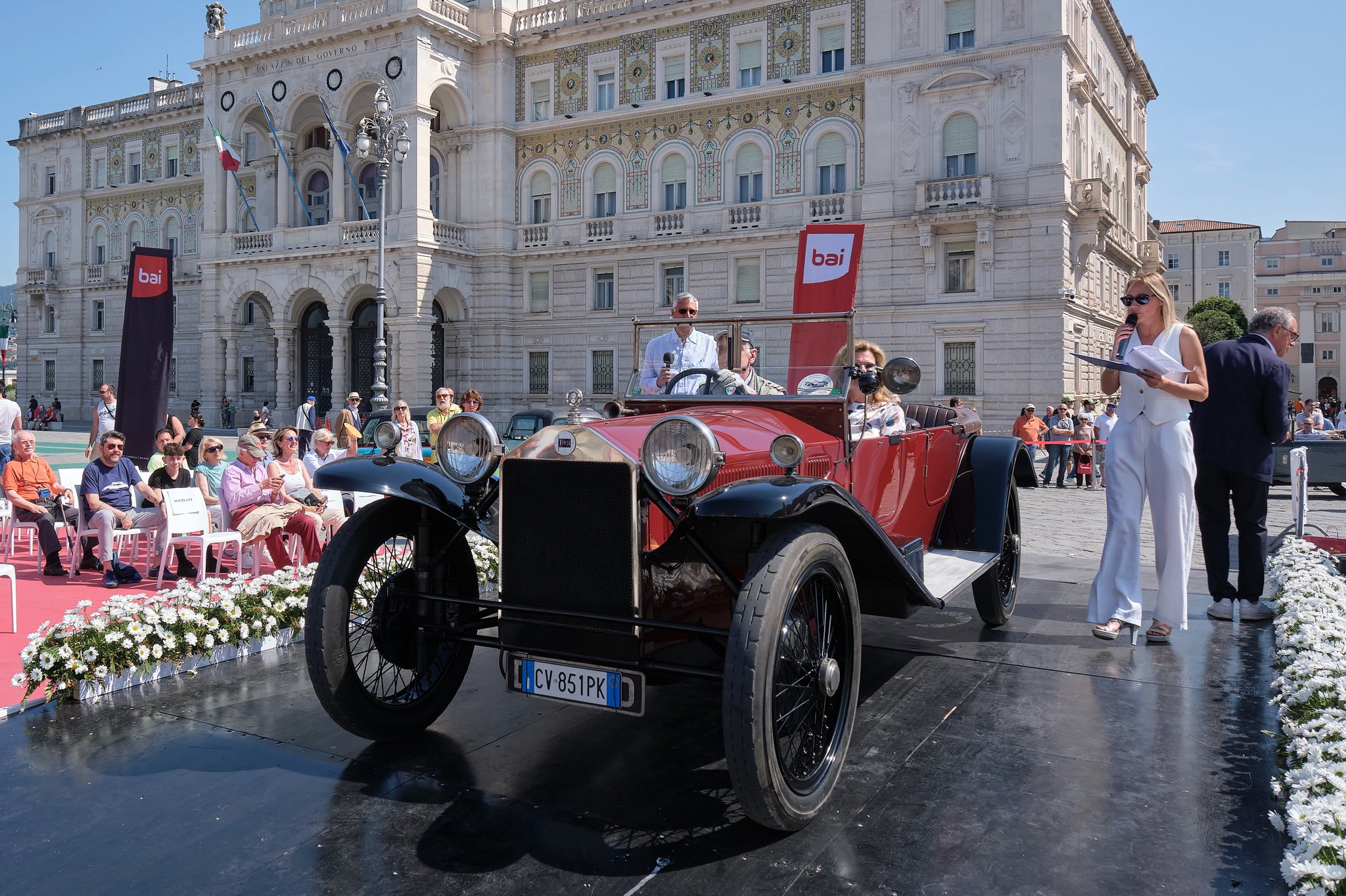 Trieste saluta la regina del Novecento: la Lancia Lambda conquista il Concorso d’Eleganza 2025.