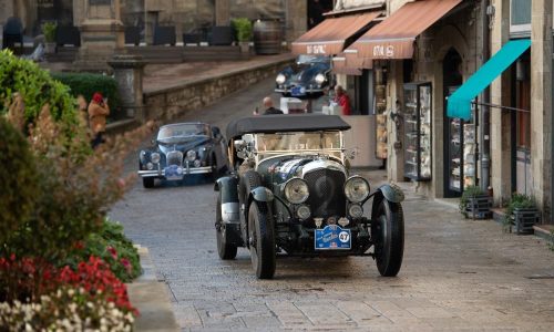 Gran Premio Nuvolari 2025: quando la storia dell’automobile accarezza l’Italia più bella.