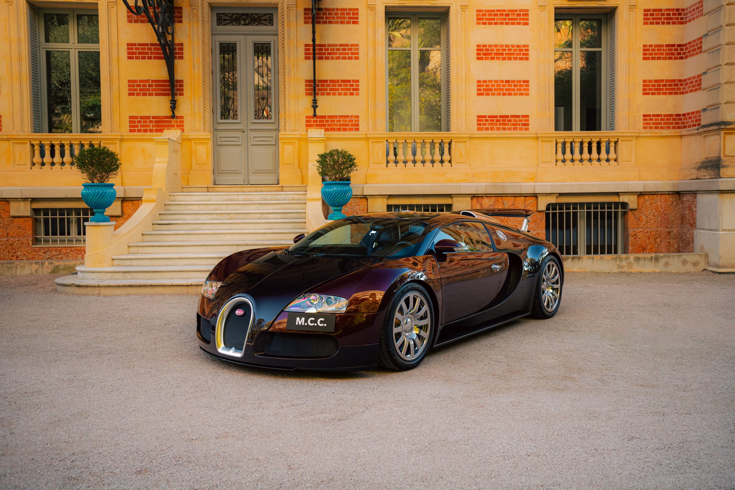 Bugatti Veyron: la youngtimer da 400 all’ora che ha cambiato la storia.