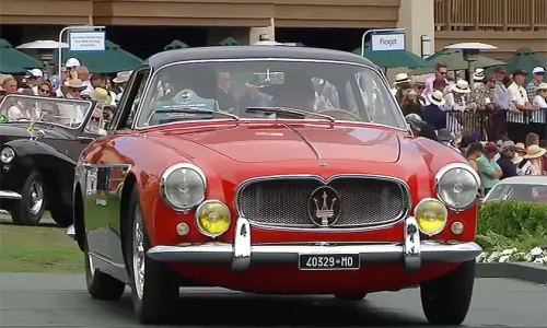 Italia protagonista a Pebble Beach 2025: Maserati, Ferrari, Alfa Romeo e Moretti incantano la California.
