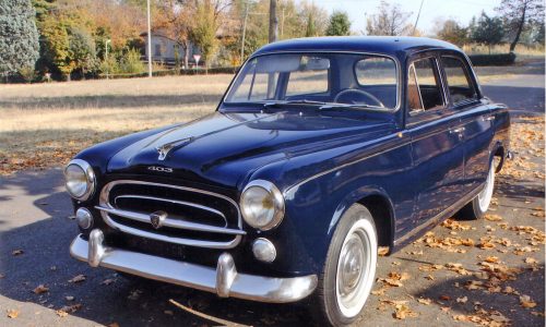 Peugeot 403: la berlina che accese la scintilla del Leone.