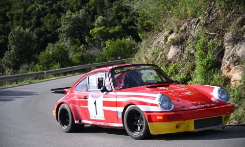 Rallye Elba Storico 2025: Angelo Lombardo trionfa di nuovo nel Trofeo Locman Italy.