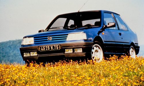 Peugeot 309 GTI 16: la sportiva nascosta che ha fatto la storia.