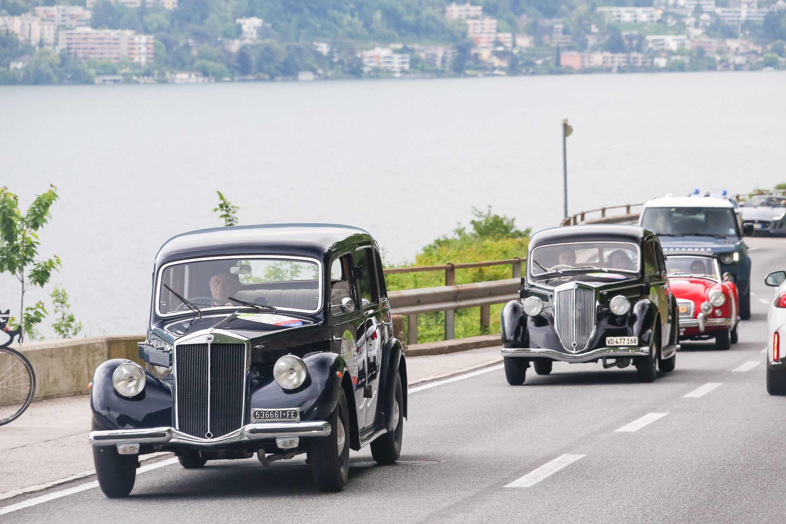 La 500 Miglia Touring torna dal 15 al 17 maggio 2026: viaggio lento tra motori, stile e territori.