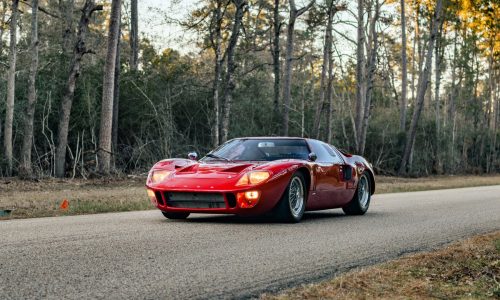 Ford GT40 MK I: una delle rarissime versioni stradali all’asta a Miami.