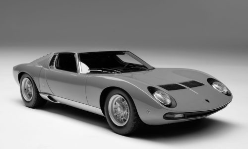 Lamborghini Miura: 60 anni di rivoluzione sulle strade.