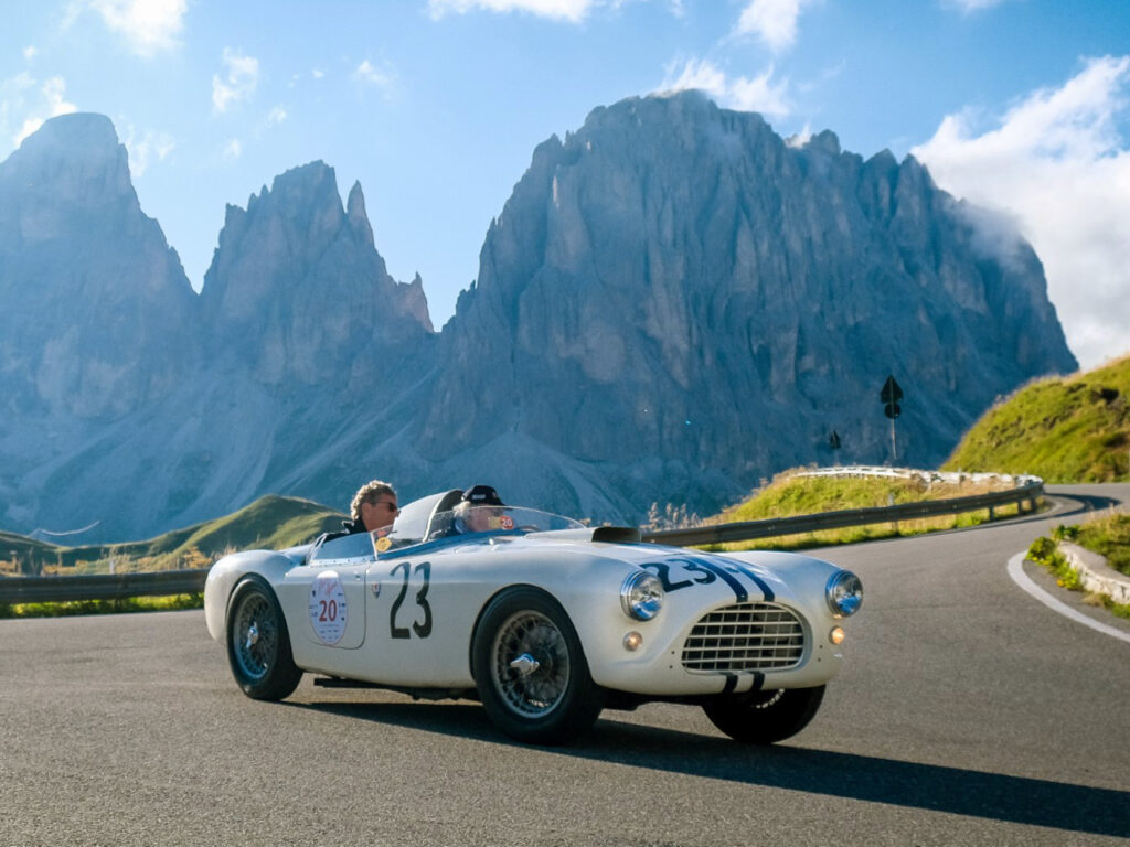 Stella Alpina Storica 2026: sulle strade delle Dolomiti torna la leggenda.