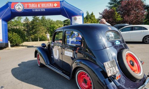 Bertoli e Vavassori conquistano la Targa AC Bologna. Franciacorta Motori firma una storica tripletta.