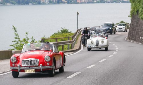 Tour dei Laghi 2026: due giorni tra laghi, montagne e strade leggendarie.